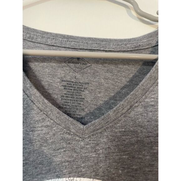 St. John’s Bay Gray Short Sleeve Patriotic Oh My Stars Large Shirt - Picture 2 of 3